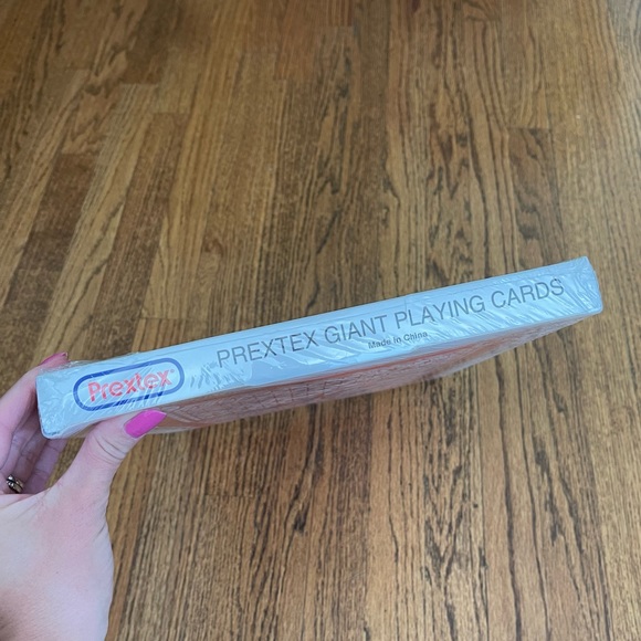 Jumbo Playing Cards - Picture 4 of 9